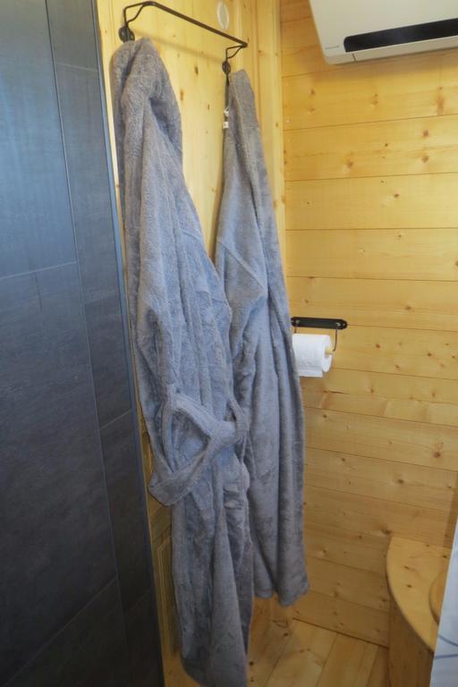 Hotel Camping Ferme Des Saules Bailleul  Zimmer foto